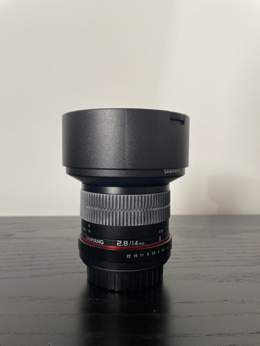 Samyang 14mm canon ef - f/2.8,